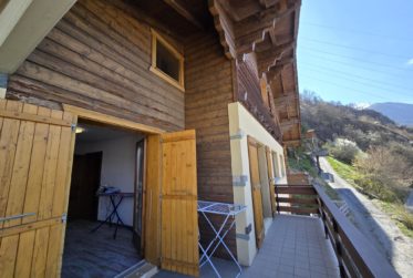 Spacieux appartement avec deux terrasses et garage privatif