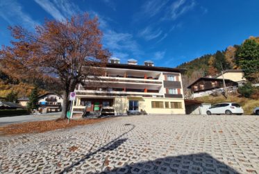 Lot de 3 studios avec terrasse, place de parc privative / Rendement clé en mains
