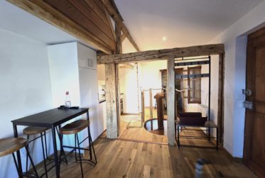 Joli duplex rénové avec terrasse et place de parc