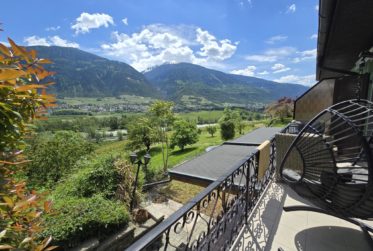 Rive droite : Villa individuelle avec vue dégagée et ensoleillement / jardin et garage