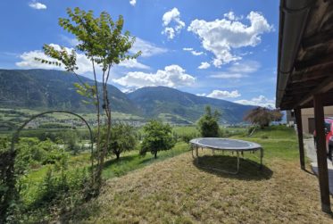 Rive droite : Villa individuelle avec vue dégagée et ensoleillement / jardin et garage
