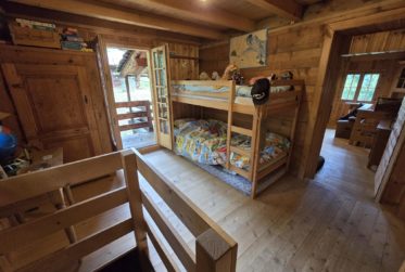 Authentique Mayen à La Tzoumaz + ses 2 mazots – Charme et Tranquillité au coeur des 4 Vallées !