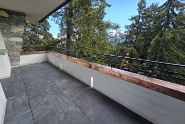 Spacieuse villa d’architecte des années 60 " LA MUSARDIERE" – Rénovations récentes – vendue meublée et équipée - Forêt privative