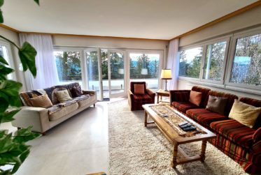 Spacieuse villa d’architecte des années 60 " LA MUSARDIERE" – Rénovations récentes – vendue meublée et équipée - Forêt privative