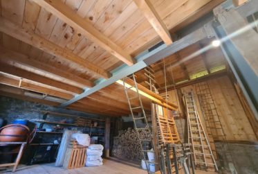 À vendre – Superbe grange de caractère au fort potentiel, en zone constructible / Mex (St-Maurice)