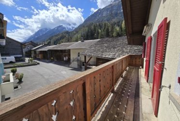 Maison villageoise de deux appartements avec fort potentiel