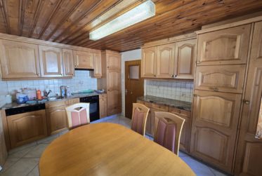 Maison villageoise de deux appartements avec fort potentiel