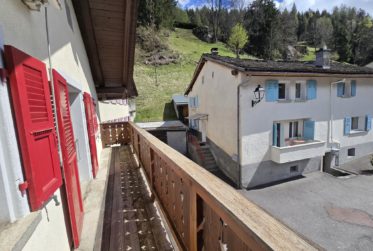 Maison villageoise de deux appartements avec fort potentiel