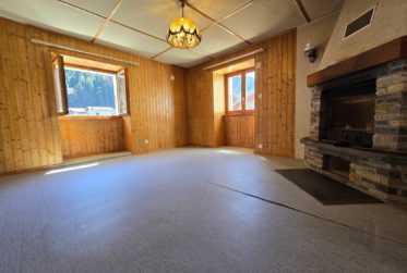 Un projet à imaginer : Maison à rénover au cœur de Praz-de-Fort - beau potentiel de 2 logements