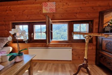 Vente aux étrangers possible - Appartement de charme avec terrasse de 80 m² et vue panoramique sur les Alpes