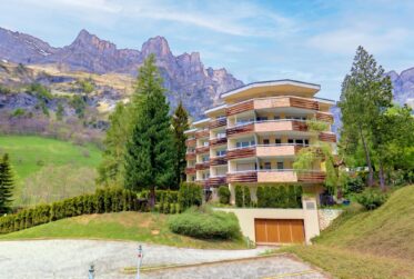 SPACIEUX 4.5 PIÈCES AVEC VUE PANORAMIQUE SUR LES MONTAGNES